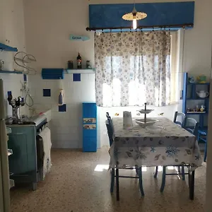 Accogliente , Golfo Aranci Italia